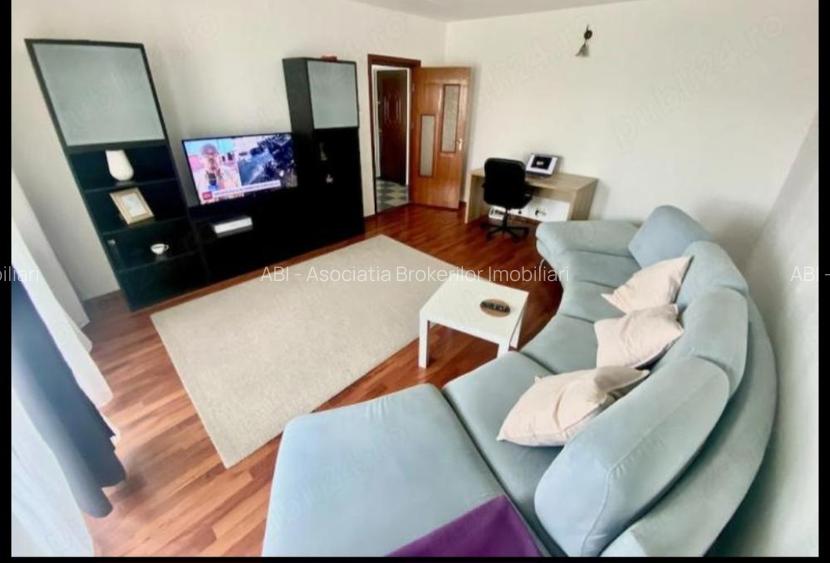 Mall Vitan/Zizin, ap 2 camere,65mp, bloc 1990/146 000euro - 2