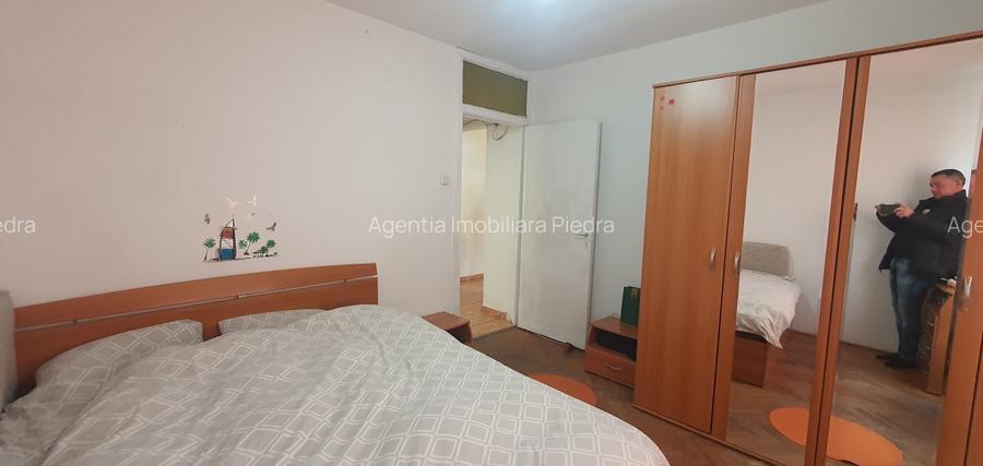 Inchiriez apartament 2 camere,decomandat,zona Calea Dumbravii ( Dioda ),etaj 3 - 5