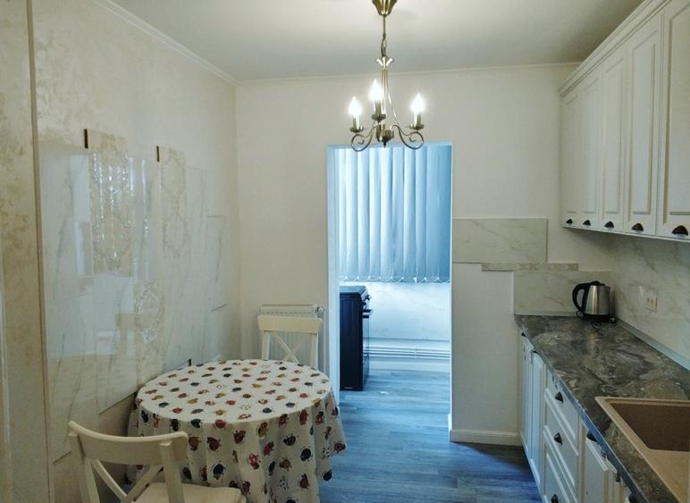 Tomis Nord - Zona Ciresica - Apartament elegant, cu centrala cu gaz si garaj