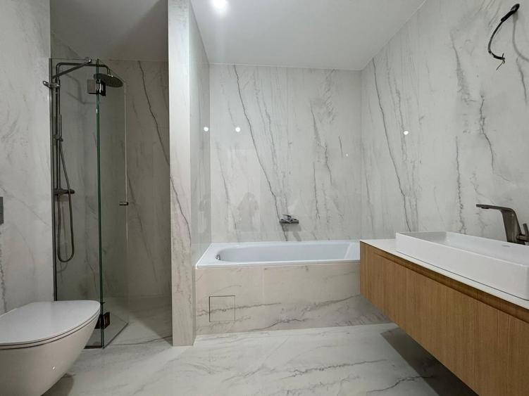 4 CAMERE || VIEW SPECTACULOS UpSite FLOREASCA
