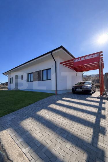 Casa pe un nivel 105 mp cu pod inalt mansardabil de 70mp, teren 500mp, Chinteni