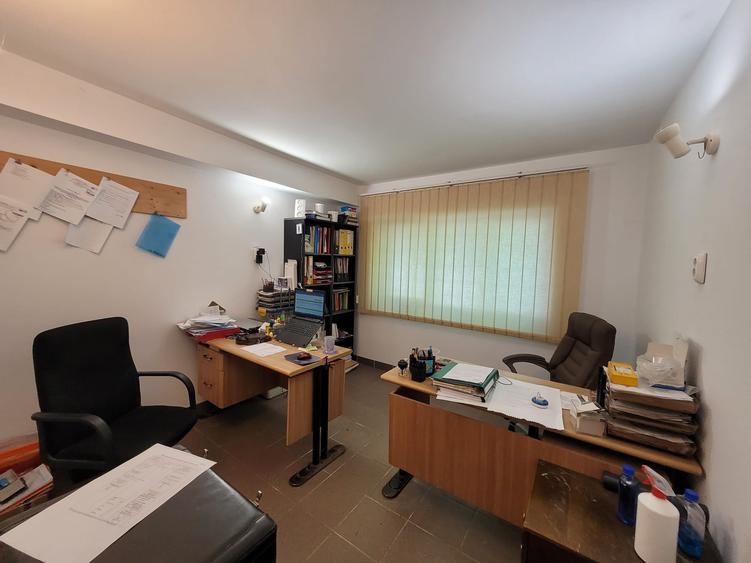 Apartament 3 camere decomandat cu ieșire stradală – Parter, Năvodari