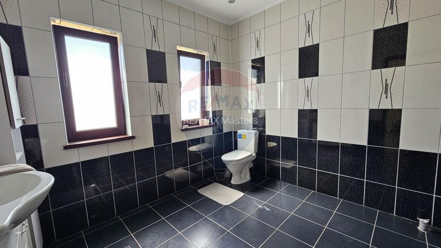 Casă / Vilă cu 6 camere de vânzare in Hânțești, Suceava - 44