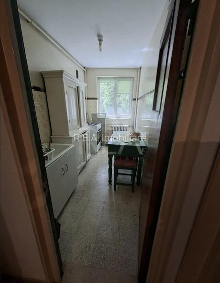 3 camere, 1/10, anvelopat, bloc tip E-Drumul Taberei - 17