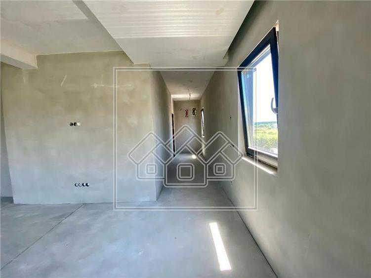 Ap cu 3 camere, 78.6 mp utili, 2 bai, la cheie, confort lux