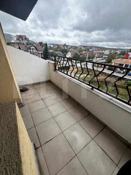 Apartament cu 3 camere, loc de parcare, zona Centura