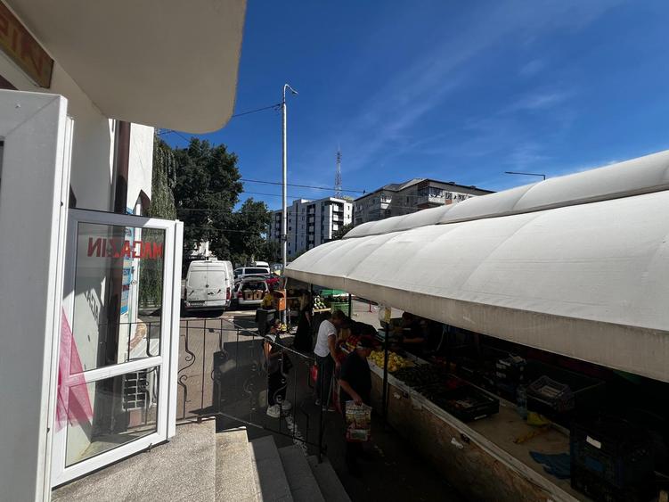 Spatiu comercial-100 mp-Piata Mare