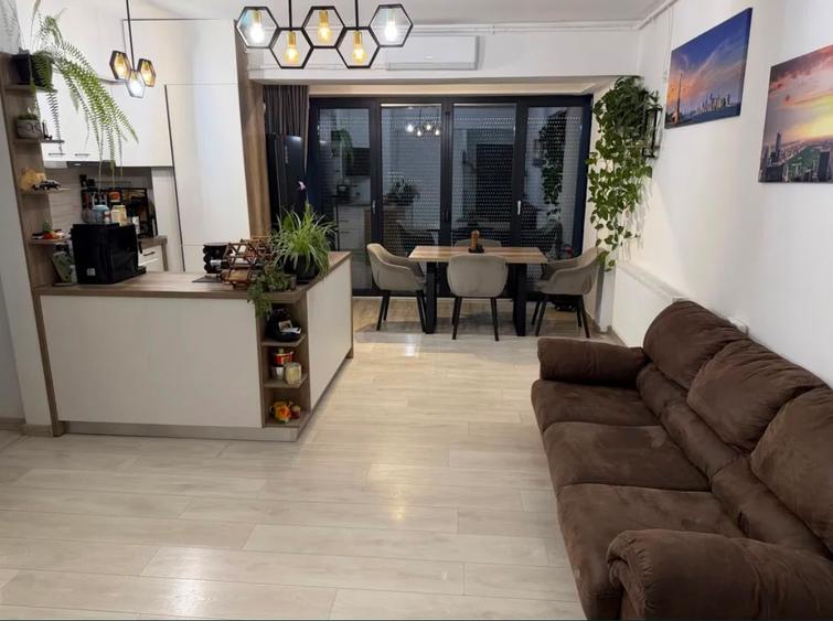 APARTAMENT 3 CAMERE - VEDERE LA LAC – Gherghitei- Comision 0