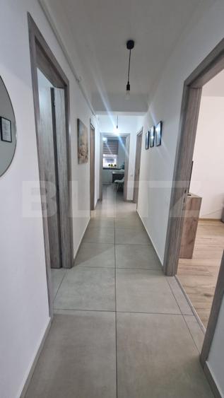 Apartament nou cu 3 camere, 2 bai -76 mp, decomandat, cu balcon -Tractorul