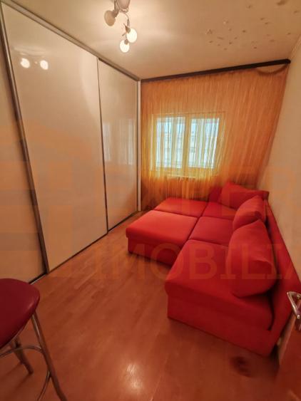 Apartament 3 camere de vânzare | Zona Far, Constanța