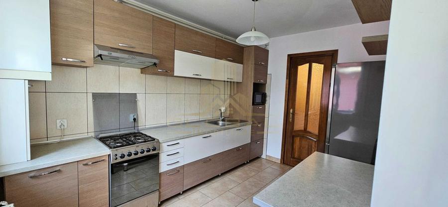 2 camere , decomandat , 73 mp, 1 parcare , terasa ,Buna-Ziua , zona Grand Hotel