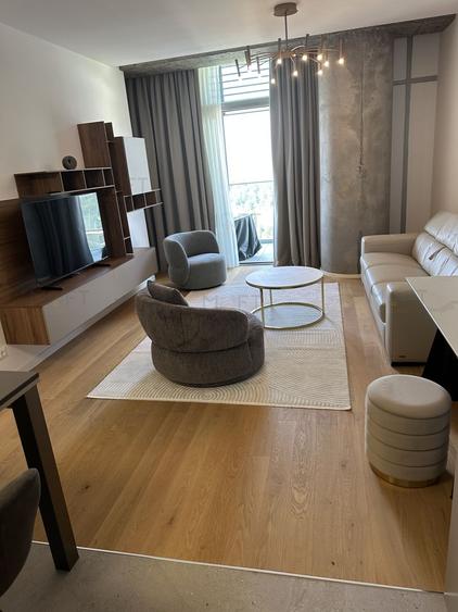 Apartament 2 camere lux Up-Site vedere către lac loc de parcare