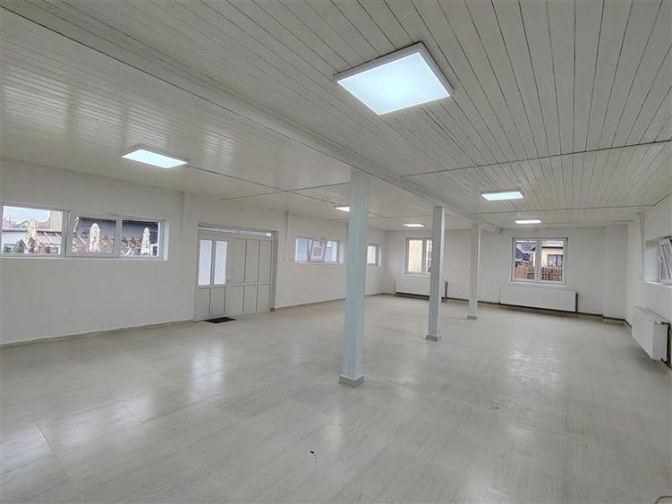 Imobil comercial (Gheorgheni, str. Gabor Aron nr. 8)
