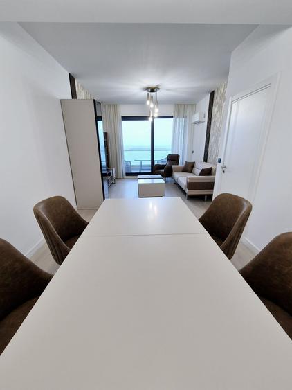 Faleza Nord - vedere la mare - apartament de lux