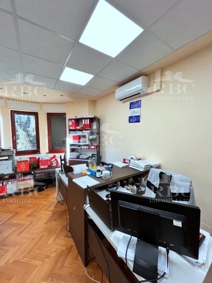 Spatiu birou pretabil si cabinet medical cu 2 parcari Semicentral