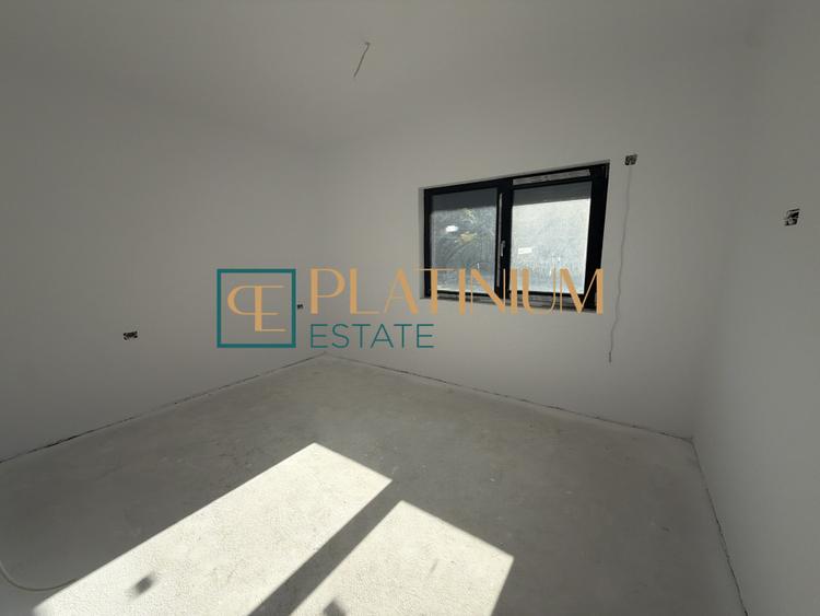 P5027 PENTHOUSE DECOMANDAT cu 3 camere zona LAC DUMBRAVITA