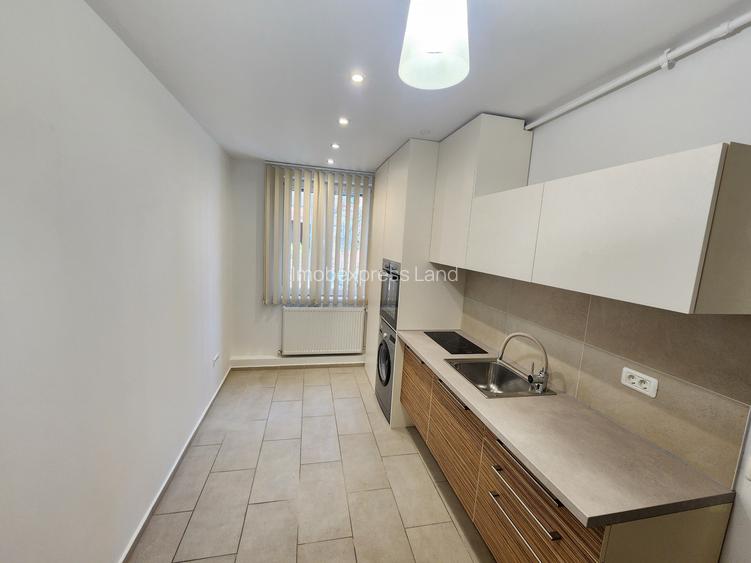 Inchiriez apartament cu 2 camere în centru comision 0 - 4