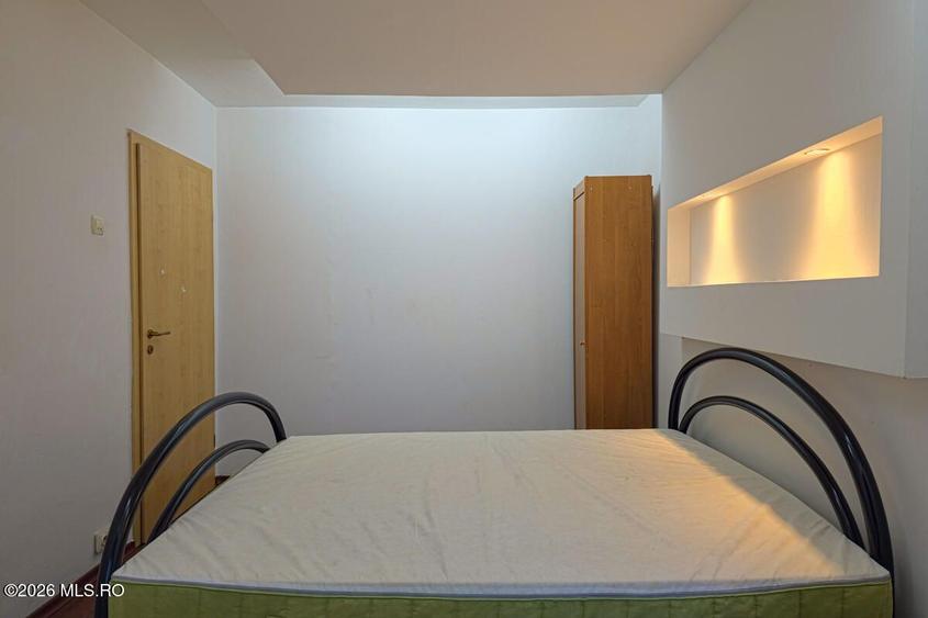 Bulevardul Cetatii - Apartament 4 Camere, Etaj 1, Centrala Proprie