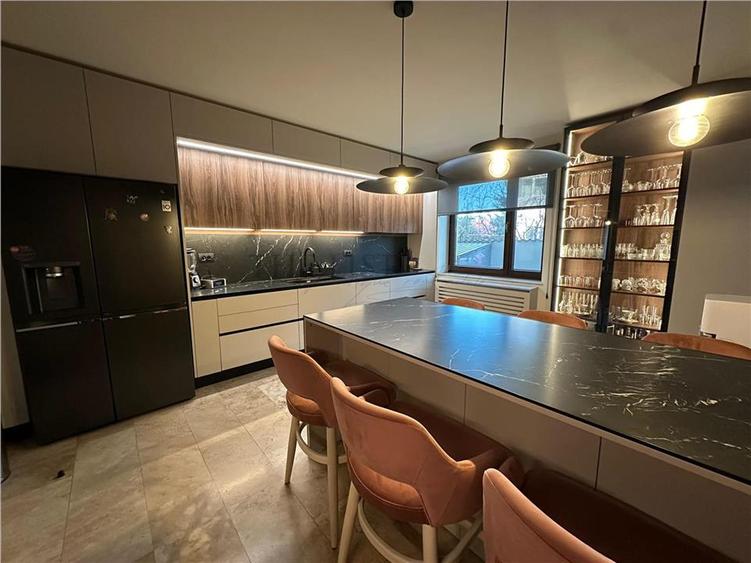 Vila Moderna cu 8 camere | Recent Renovata | PIPERA