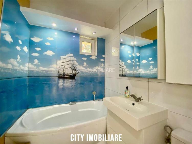 Apartament 3 camere, decomandat, parcare, Central. - 10