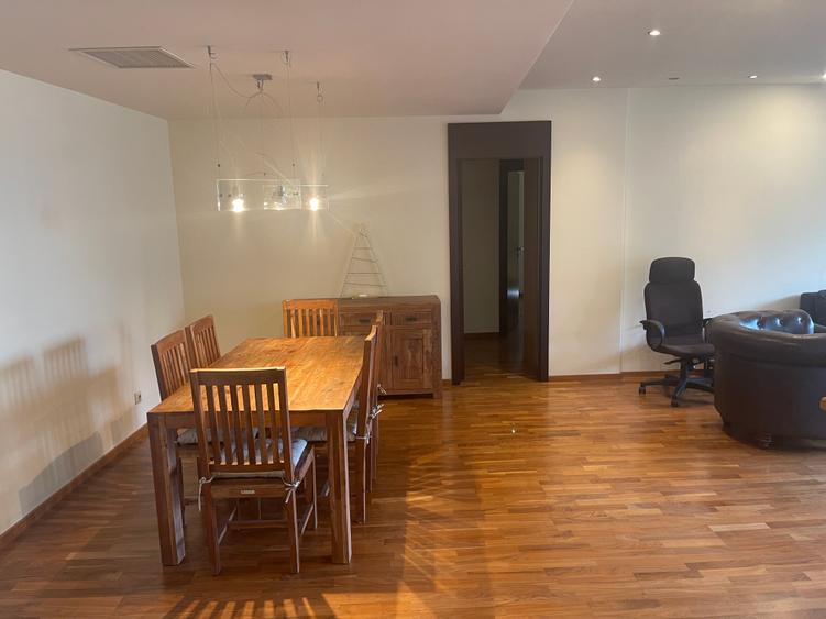 Apartament 3 camere complet mobilat loc de parcare subteran inclus