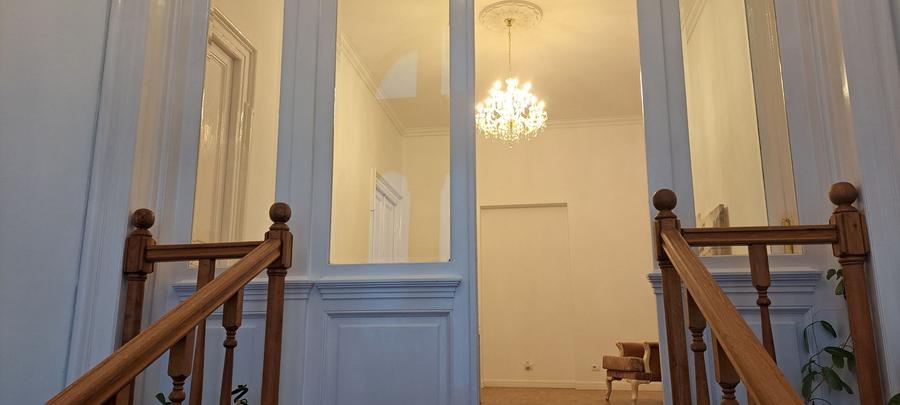 SPATIU DISTINCTIV IN VILA ISTORICA
