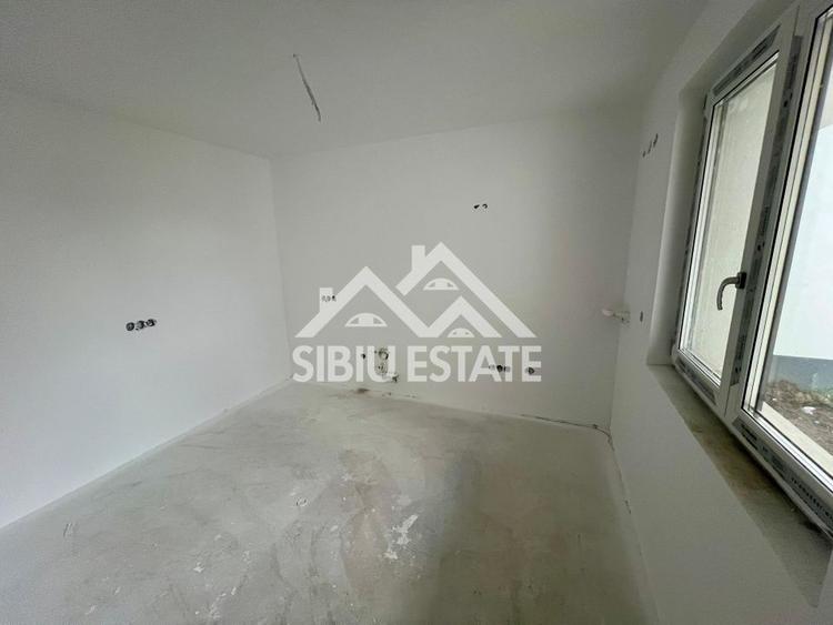 Casa de vanzare moderna 110 mp Curte 60 mp Arhitecților