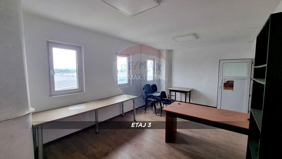 Clădire mixtă de vânzare, 1.055 MC, teren 350 mp str. Fabricii BM - 12