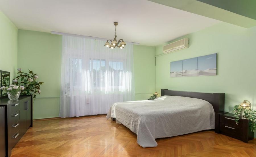 Vila eleganta langa Parcul Circului, 9 camere si 300 mp curte