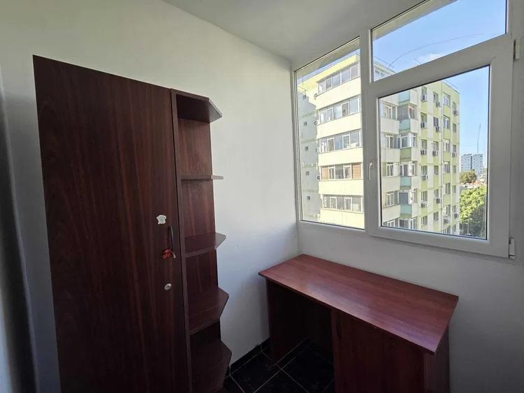Iancului, garsoniera, bloc mixt anvelopat, balcon inchis, mobilata