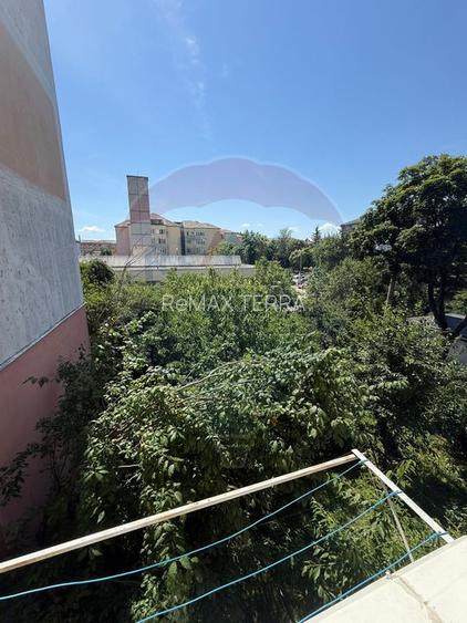 Apartament 2 camere etaj 2 de vanzare in Baia Mare - 14