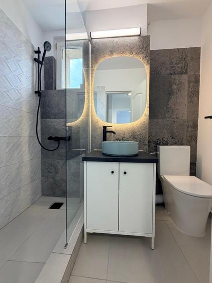 Apartament 2 camere etaj 7/10 - renovat - Metrou Titan