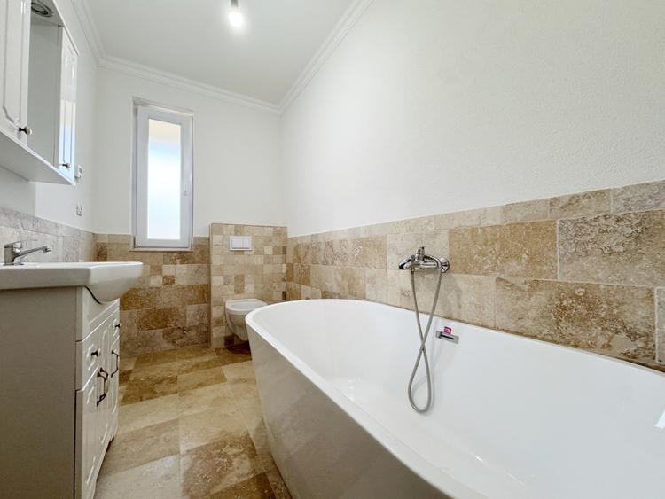 Apartament 2 camere, 60mp utili + balcon 6mp, etaj 1/3 -Giroc