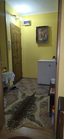 Se vende apartament de două camere