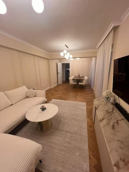 3 CAM MOBILAT SI UTILAT ULTRAMODERN CU TERASA ZONA TRAPEZULUI