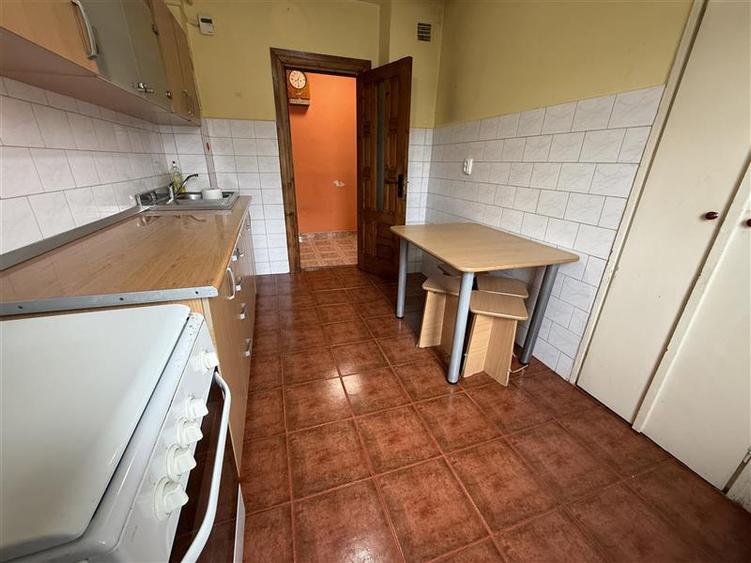 OKAZIE! - Energiei-G. Bacovia- 2 camere decomandate