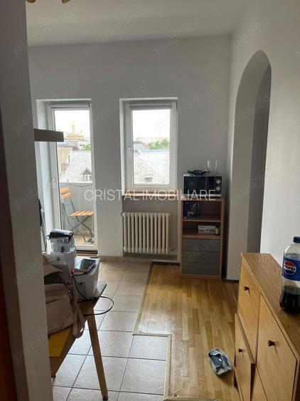 Vanzare Apartament 2 camere , etaj 3, centrală, mansardă și boxă - Cotroceni - 2
