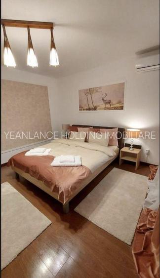 Calea Plevne-Carrefour Orhideea -Casa  7 camere - 6