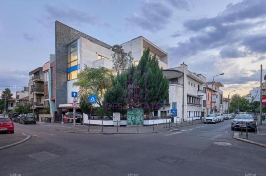 Inchiriere Apartament 3 Camere Aviatiei|Centrala|Parcare
