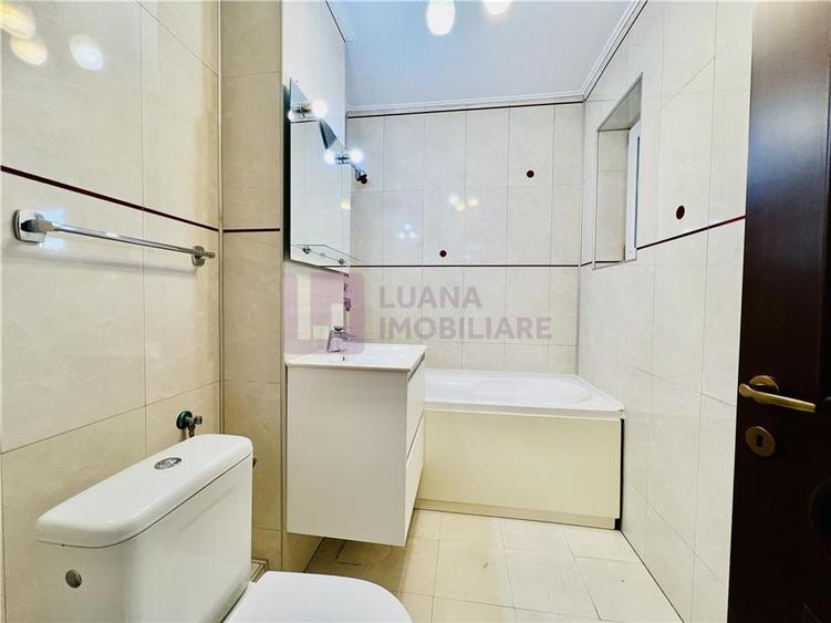 Apartament de inchiriat | 4 camere | 2 bai | Strand |
