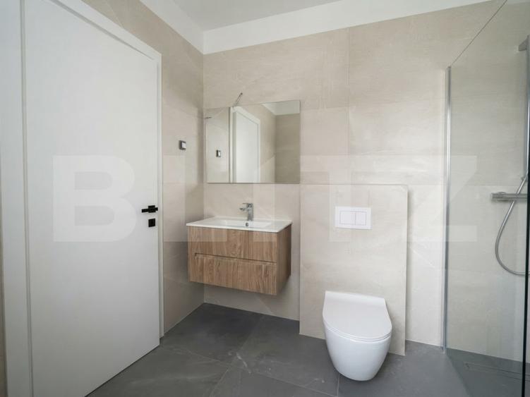 Studio de vanzare, 50 mp, terasa 14 mp, zona Calea Baciului