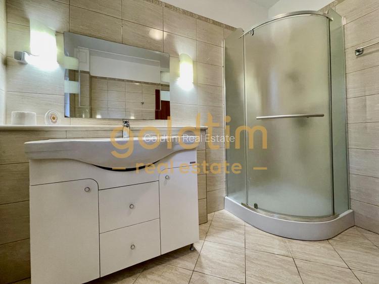 VILA INDIVIDUALA / PISCINA/ GARAJ - 35