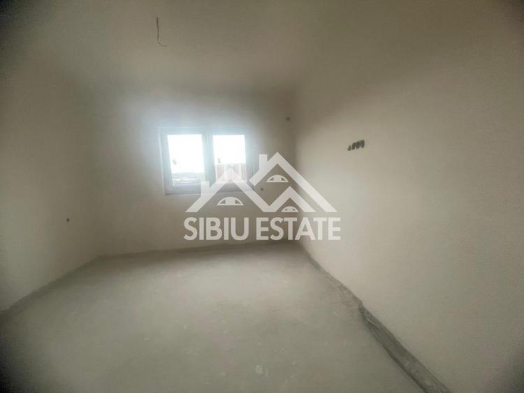 Apartament decomandat cu 3 camere-s.utila 72 mp, 2 bai,2 balcoane