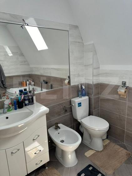 Apartament modern , mobilat , 73mp, Radauti