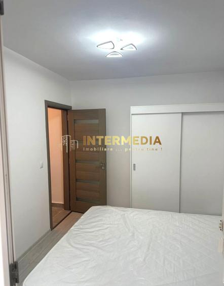 Apartament 2 camere decomandat | 1 Baie | balcon | 49 mp | Loc Parcare | Centru