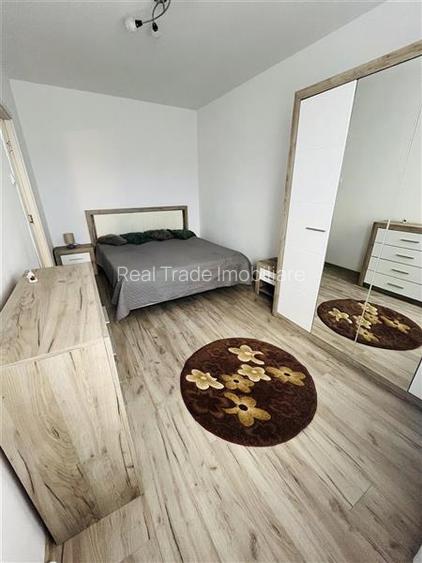 Apartament 2 camere renovat, etajul 1, parcare, Tractorul - 4