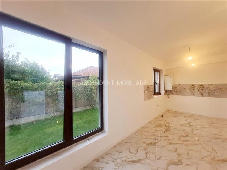Vila P+E, 5 camere,3 bai,teren 418 mp,finisaje top, intabulata, toate utilitatil - 25