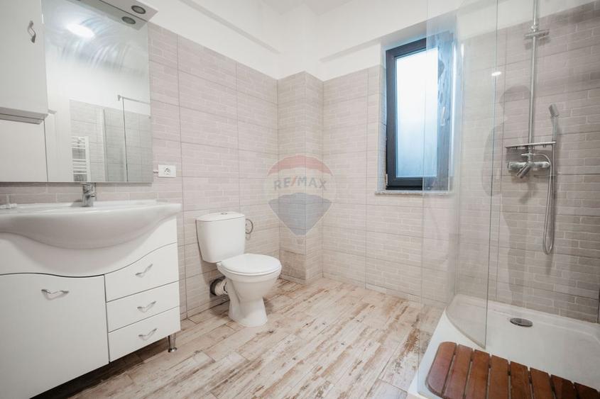 Apartament cu 2 camere de vânzare în zona Burdujeni