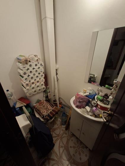 Apartament cu 3 camere decomandat, zona Frumoasa