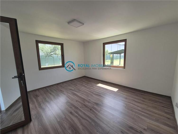 Royal Imobiliare - Vanzare Spatiu Birouri Zona Vest